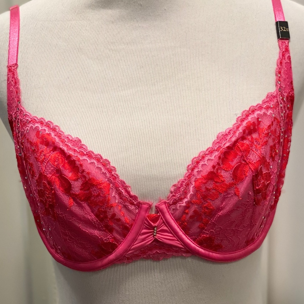 Victoria Secret unlined Demi 32D